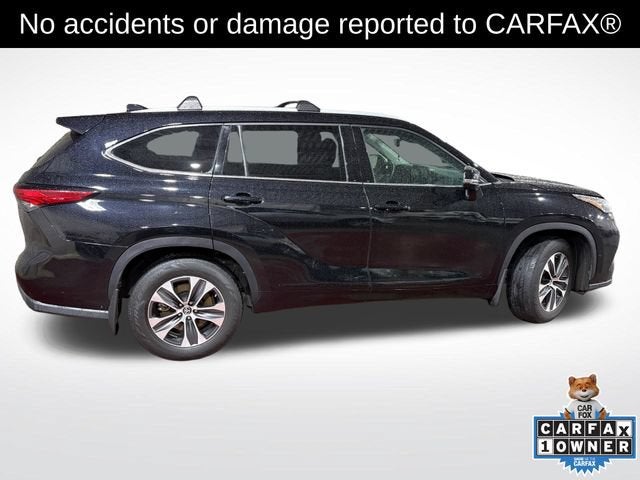 2022 Toyota Highlander — rear three-quarter view