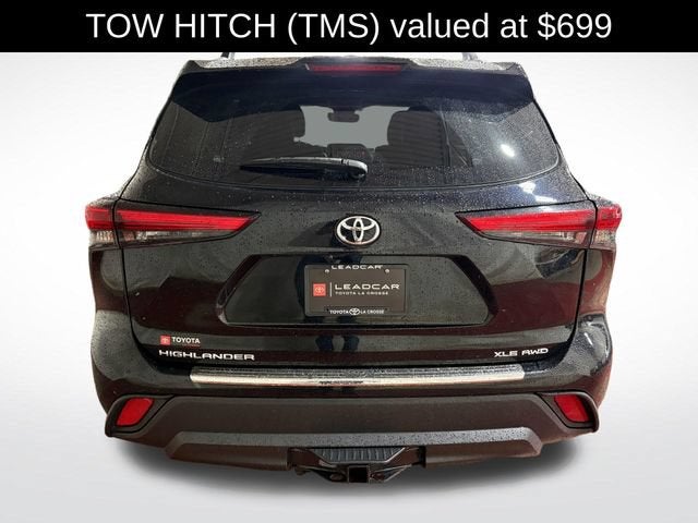 2022 Toyota Highlander — interior view
